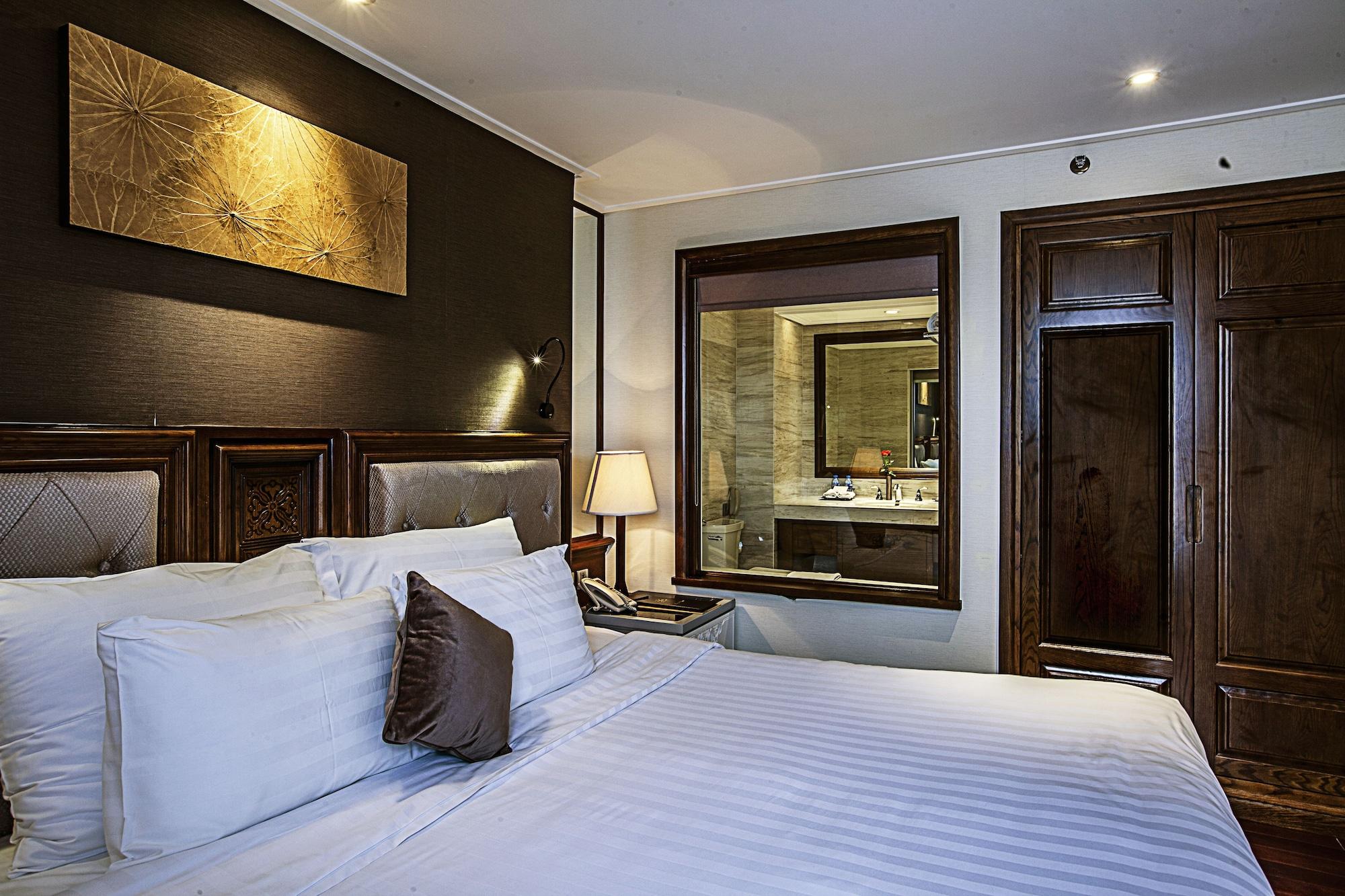 The Chi Boutique Hotel Ханой Екстериор снимка