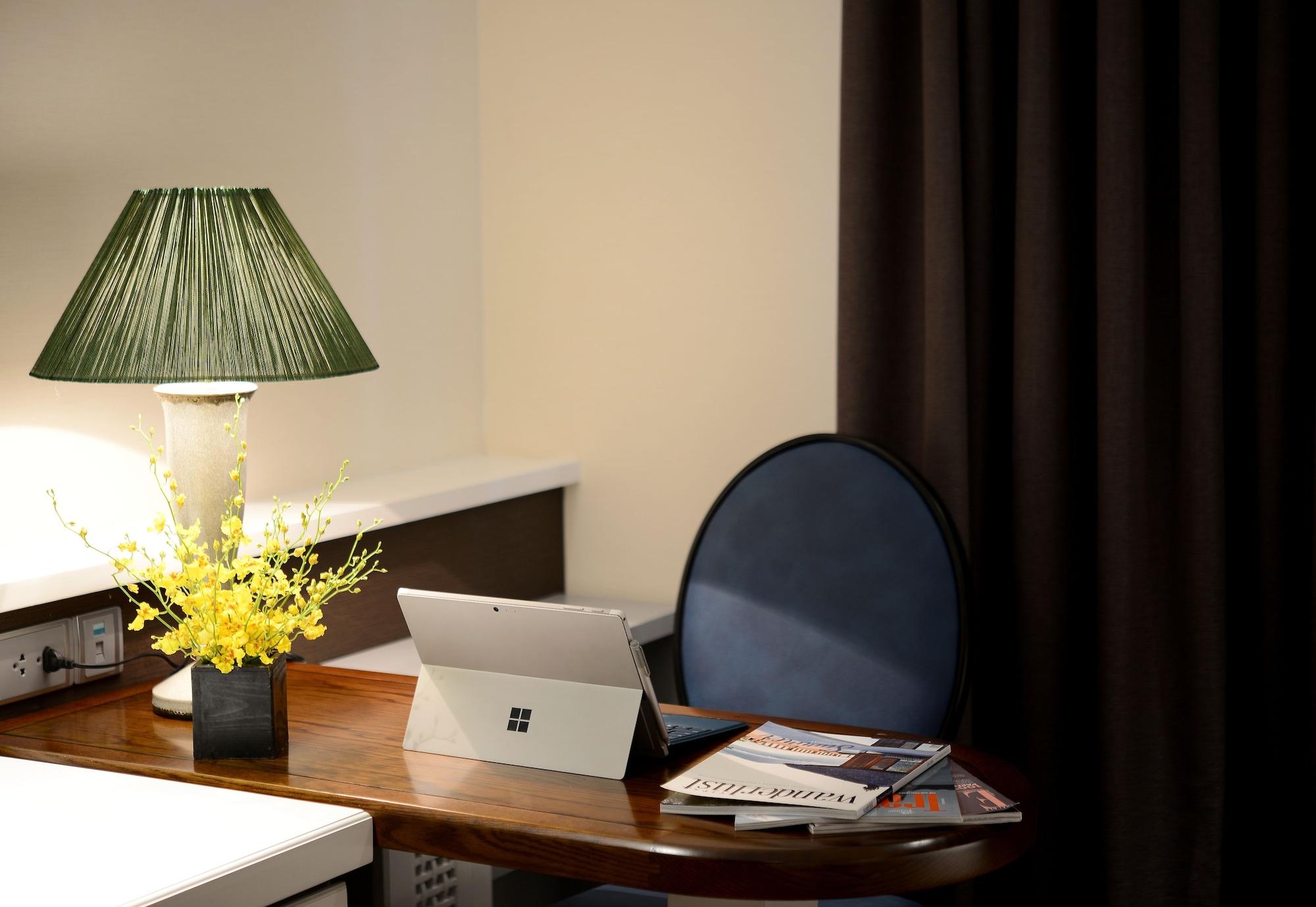 The Chi Boutique Hotel Ханой Екстериор снимка