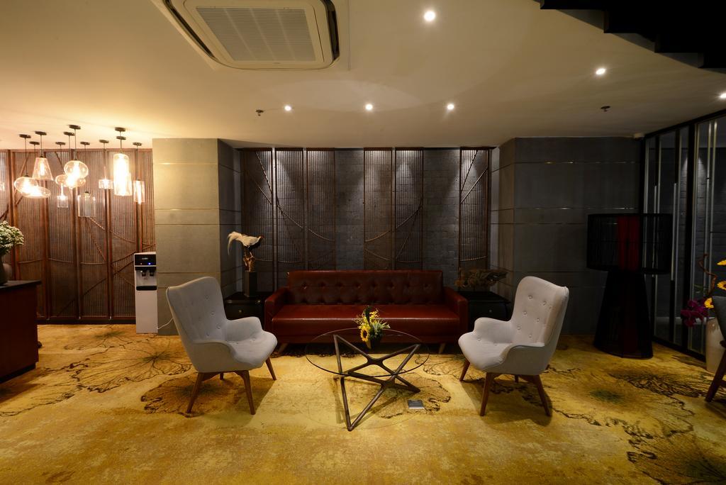 The Chi Boutique Hotel Ханой Екстериор снимка